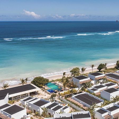 Amber Lombok Beach Resort Selong Belanak Kültér fotó